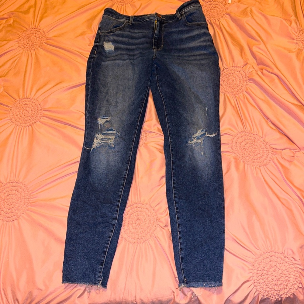 High rise ripped skinny jeans